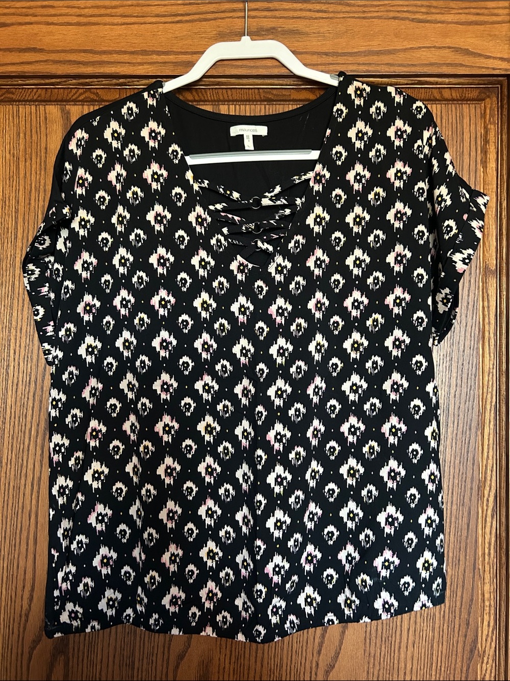 Maurices Black Short-Sleeve Lace-Up V-Neck Top with Cream & Light Pink Pattern